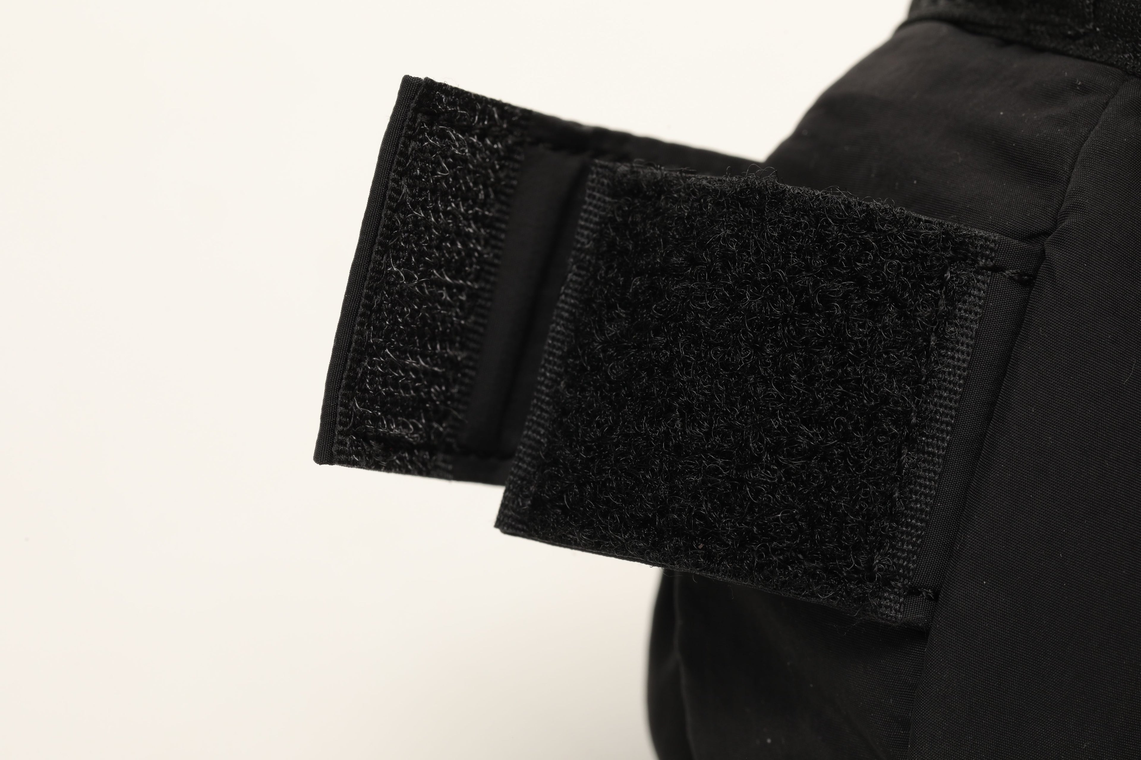 Shadow Black Ball Bag Cover